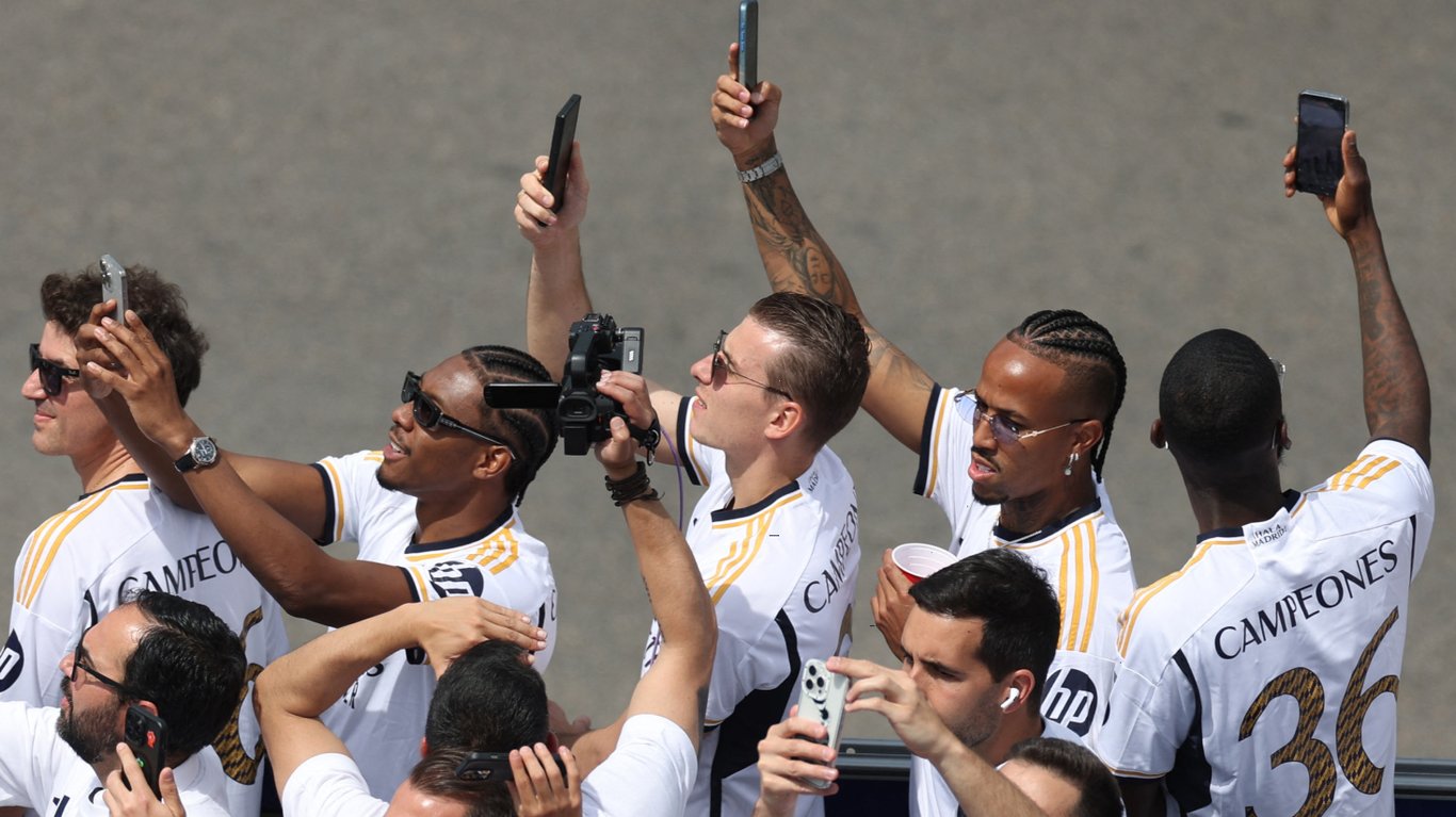 Андрій Лунін