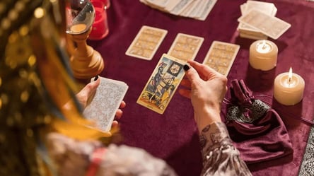 Two zodiac signs will peak in career in September — Tarot - 285x160