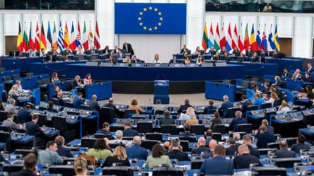 Європарламент ухвалив резолюцію щодо шляху України до ЄС: реакція МЗС - 304x171