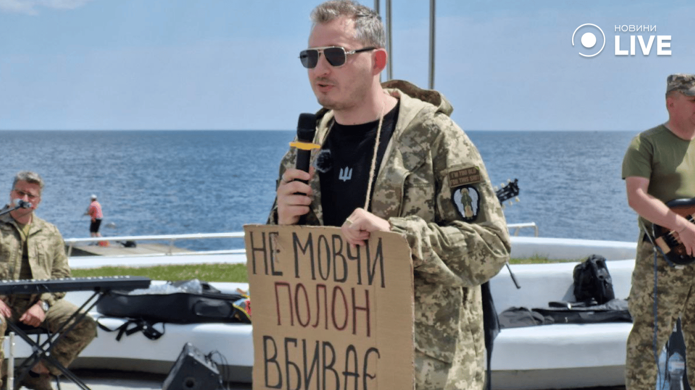 Микола Сєрга в Одесі на міингу, 11 травня