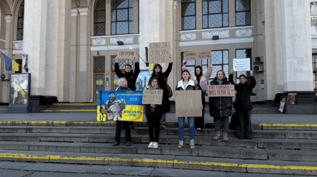 В Одессе почтили память воинов — минута тишины в сердце города - 285x160