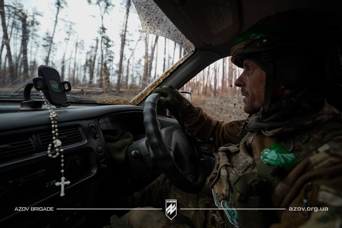 військові Азов в Серебрянському лісництві