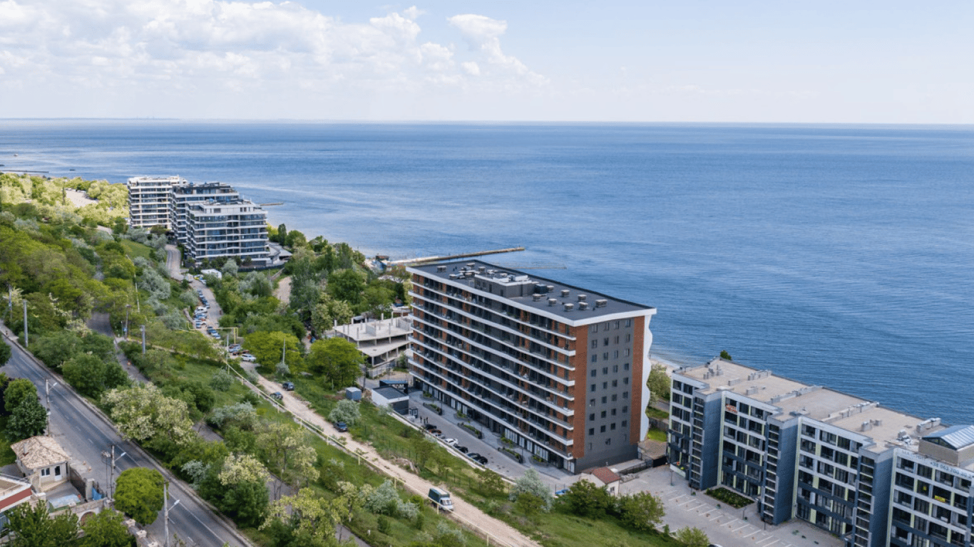 Забудови на берегу моря