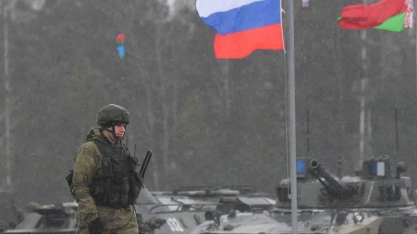 Россия завершила подготовку мотострелковой дивизии на территории Беларуси