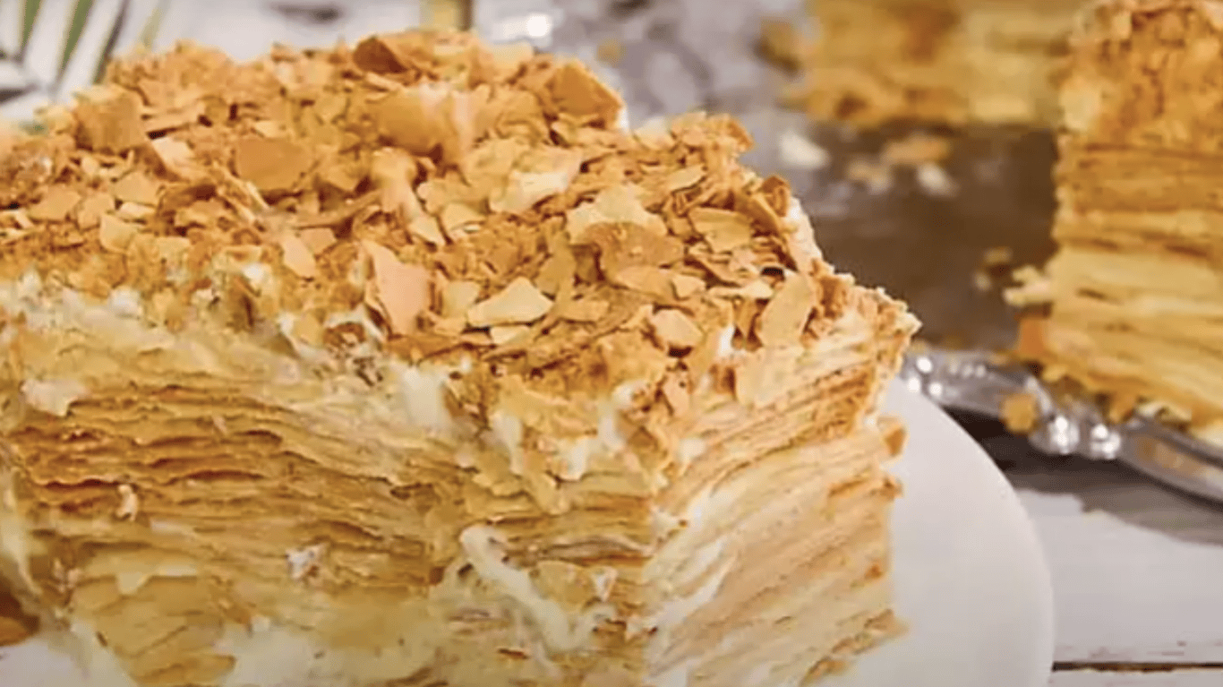 простий Наполеон за 15 хвилин без коржів і печива