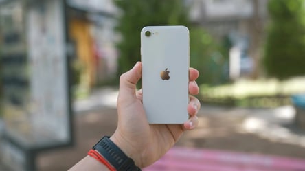 Apple changes strategy — iPhone SE 4 could be renamed - 285x160