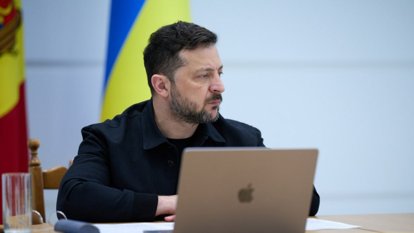 Зеленский в беседе с Патриархом Варфоломеем осудил удар по Лавре
