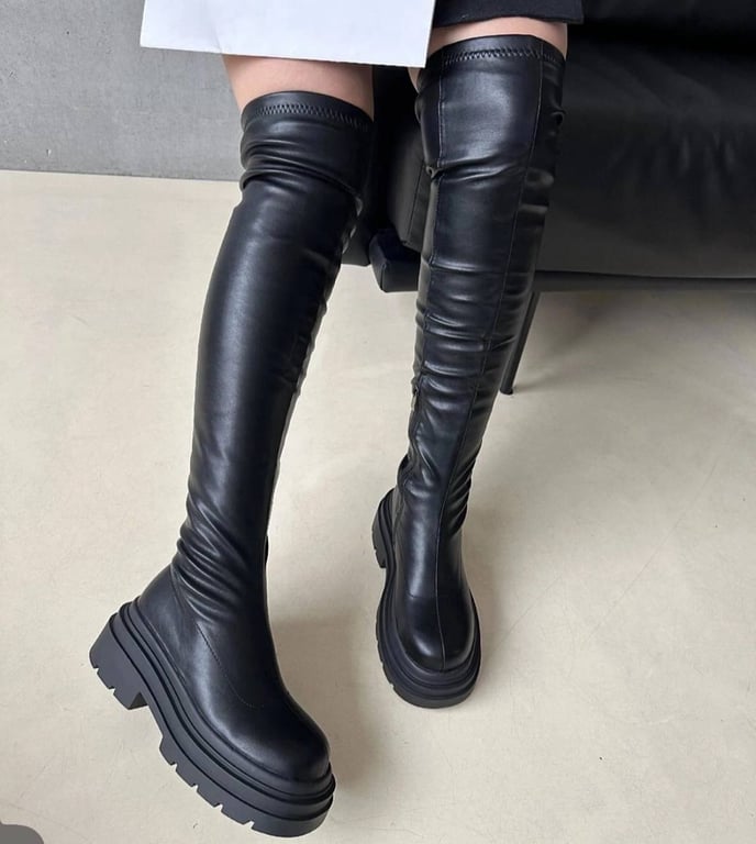 The Return of the Thigh-High: 2010s Style Reimagined