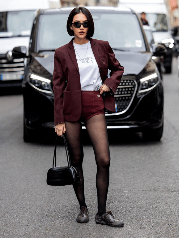 Монохромний образ цього сезону в тренді