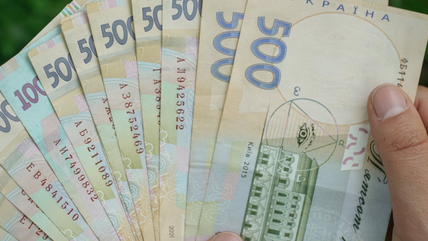 Пенсии в 2026 году: государство гарантирует доплаты в более 600 грн