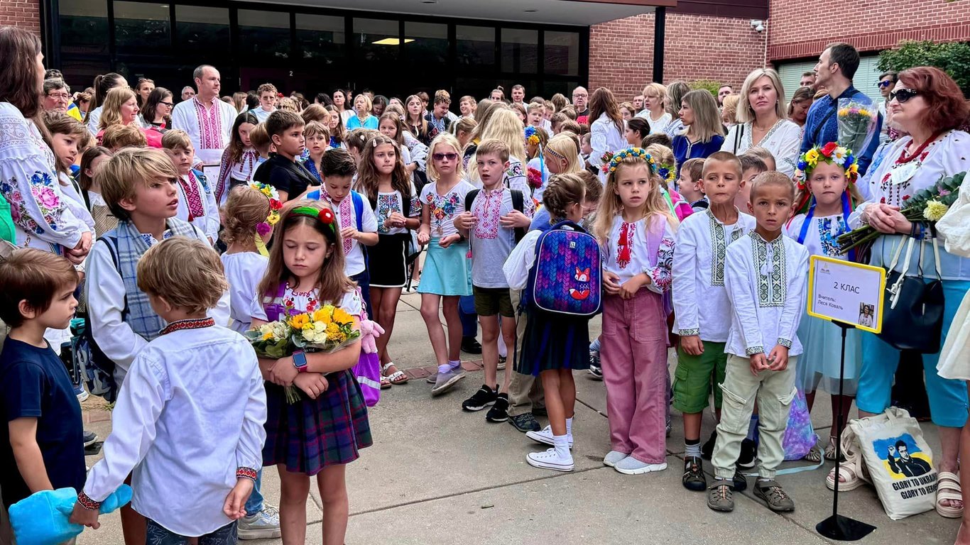 Свято Першого дзвоника у вашингтонській Школі українознавства