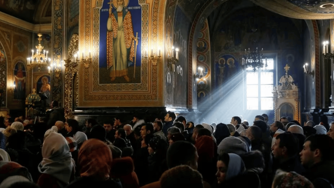 Найбільша православна церква Молдови зберігає зв'язок з Росією