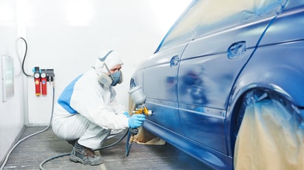 В "Азове" вакансия для тех, кто умеет красить — условия работы - 290x160