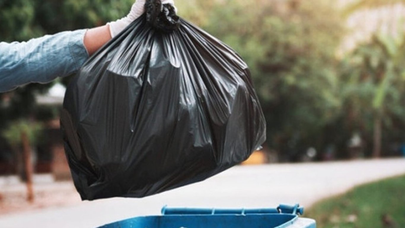 Придется платить больше: в Одессе подняли тарифы за вывоз мусора