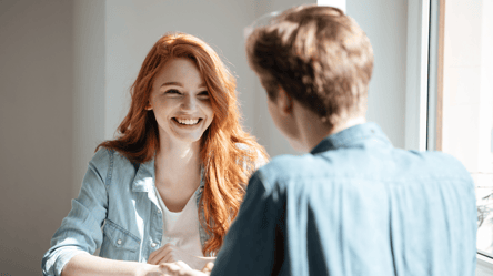 Психолог назвав одне слово, яке робить людину привабливішою - 285x160