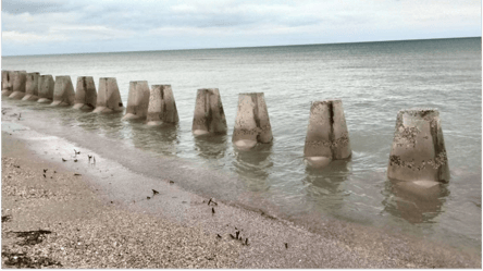 Одесчина может остаться без защиты — тетраподы смывает в море - 285x160