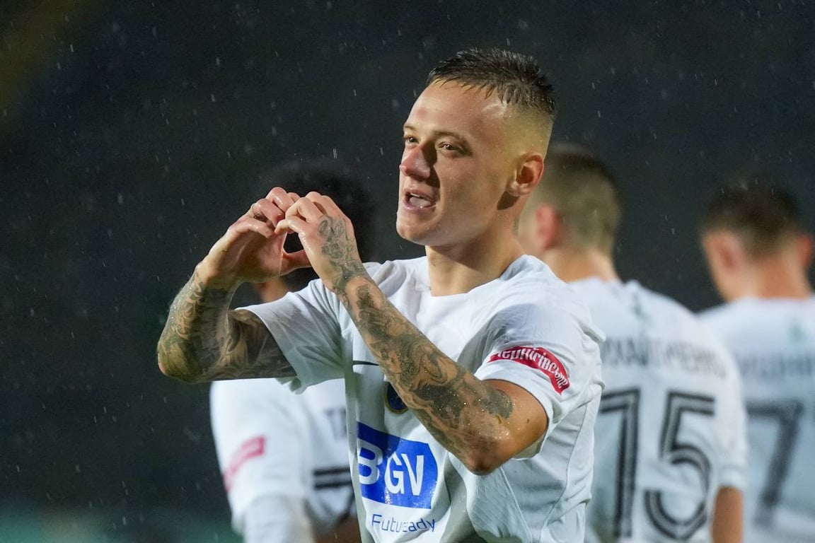 Александр Назаренко