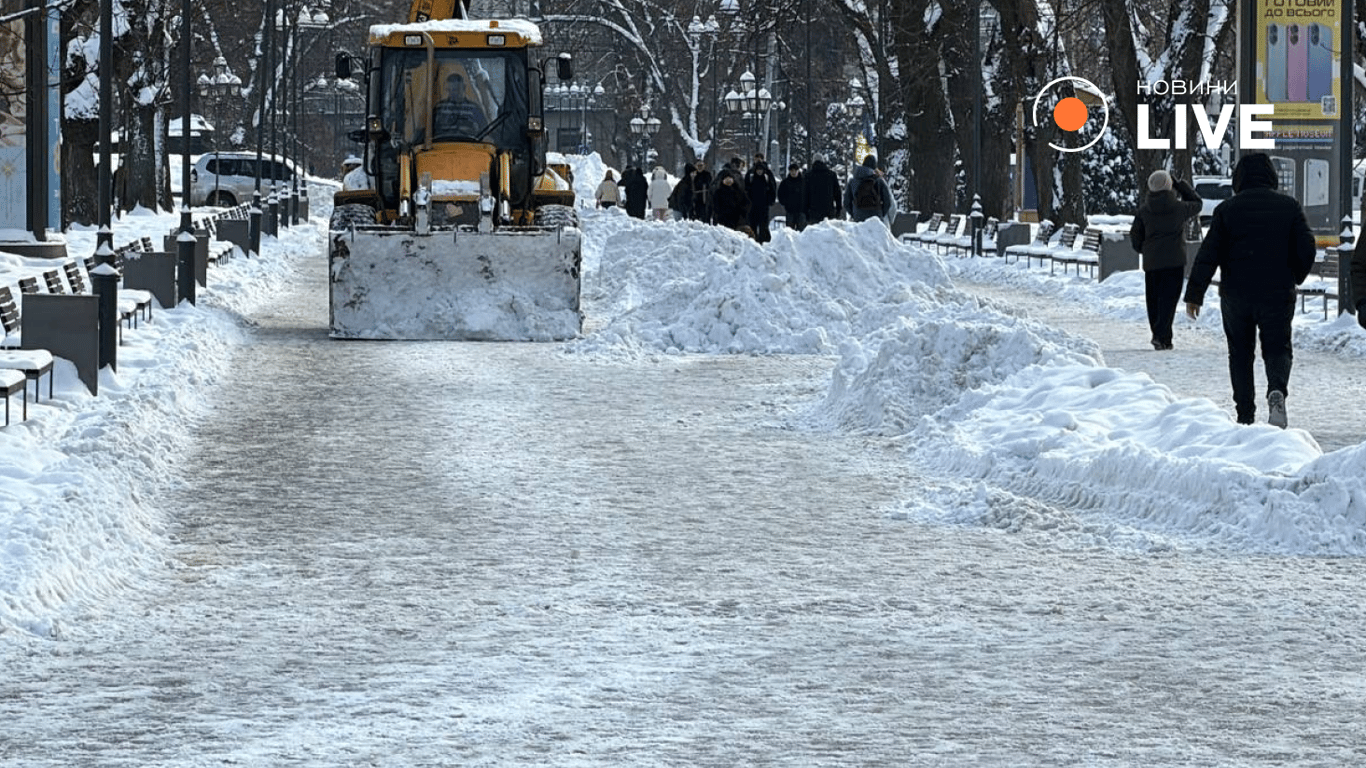 Львів у снігу