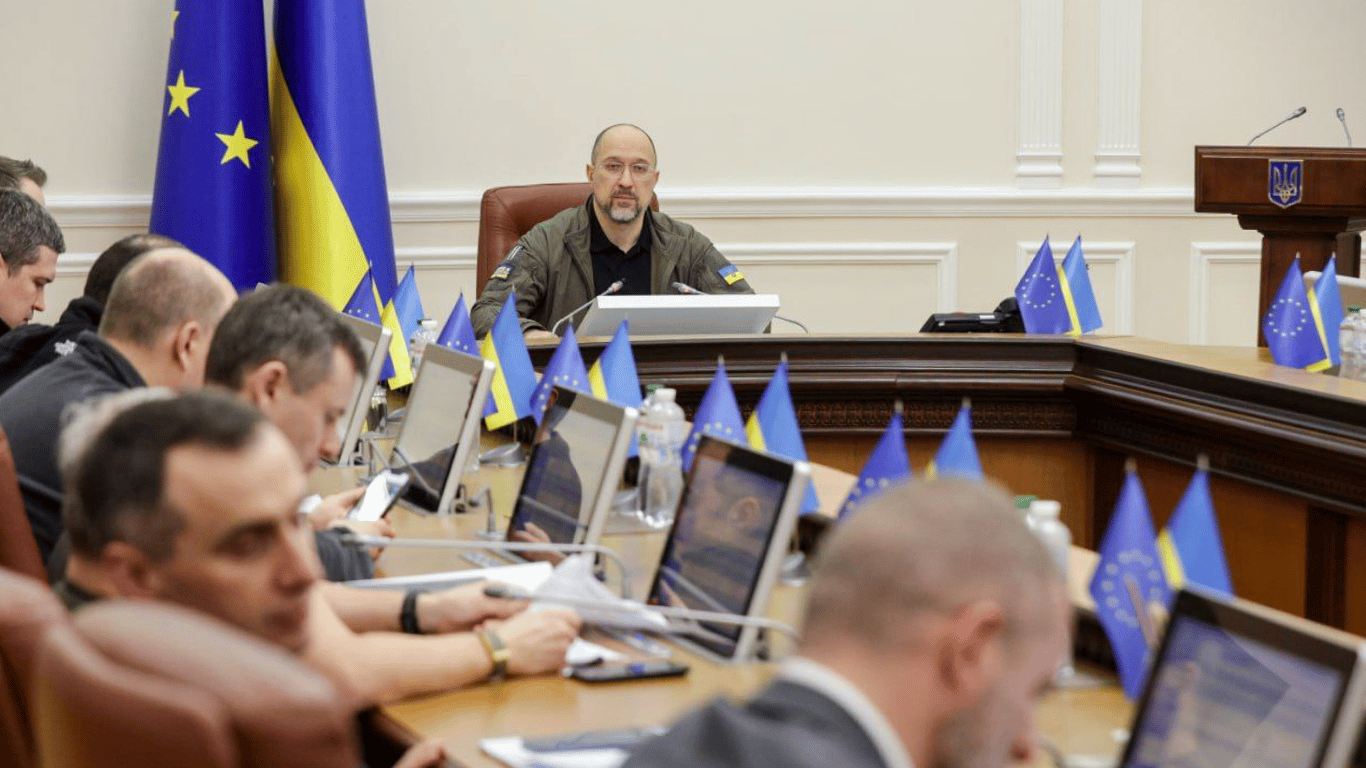 В Украине запустили проект бесплатного зубопротезирования для ветеранов, — Шмыгаль