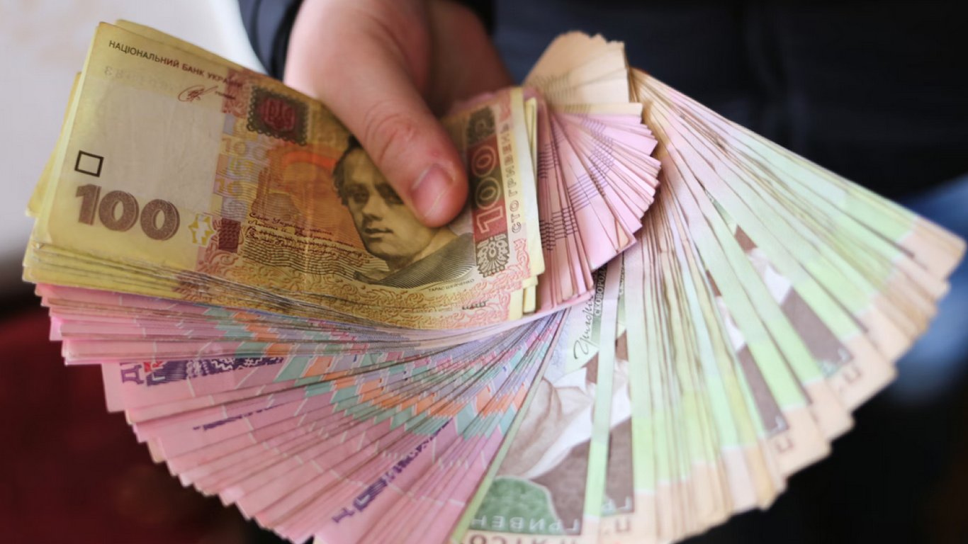 Пенсії в Україні — ПФУ після індексації суттєво збільшив фінансування виплат