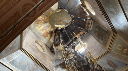 Окупанти обстріляли церкву в Вовчанську — є поранений - 290x160
