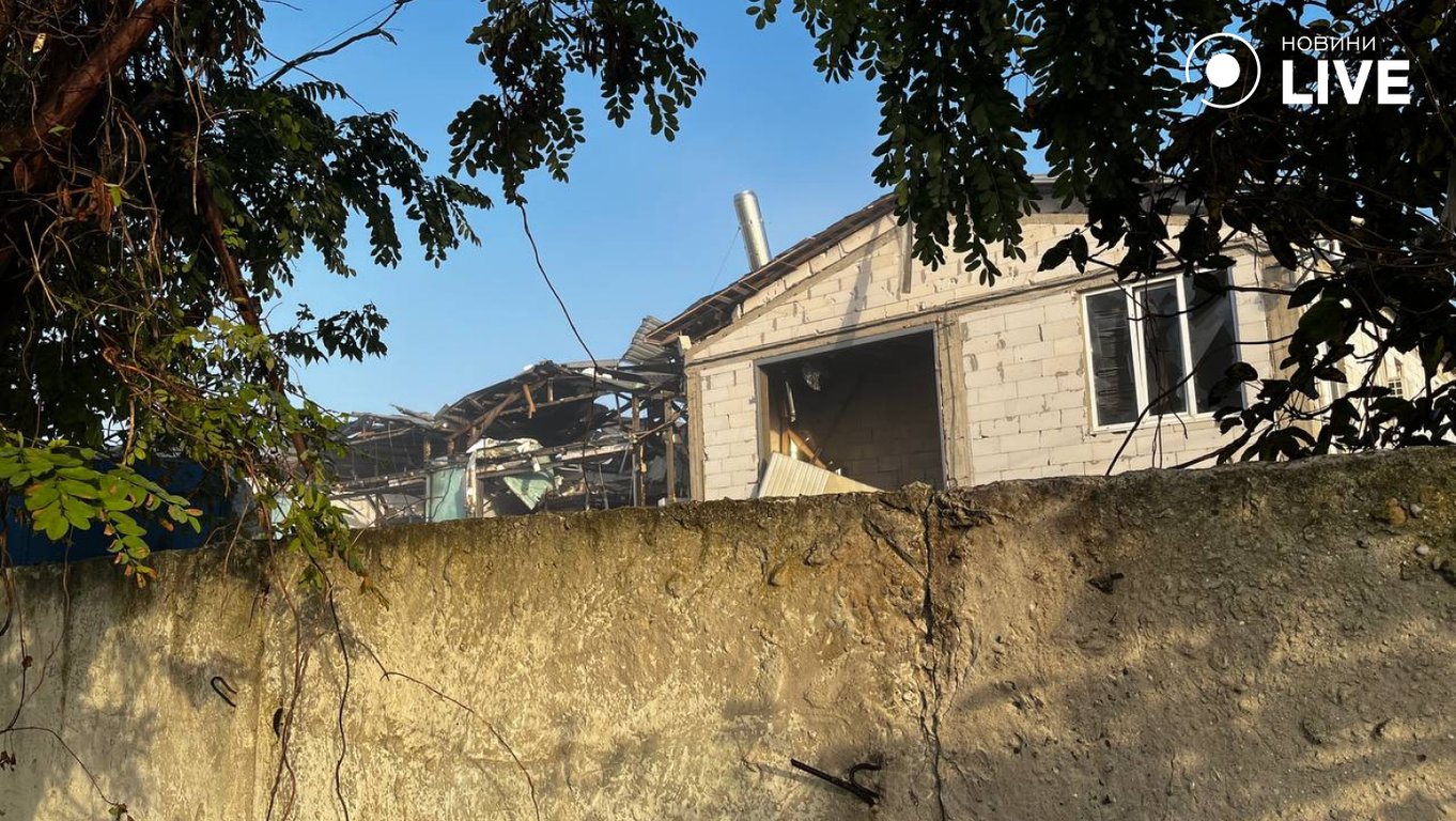 Дівчата кричали з вікон — очевидці про наслідки нічної атаки на Одещину, фото - фото 2