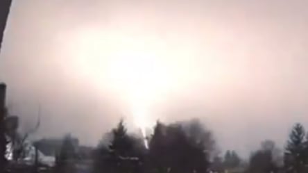 Russia strikes with Oreshnik 43 miles away from EU - 304x171