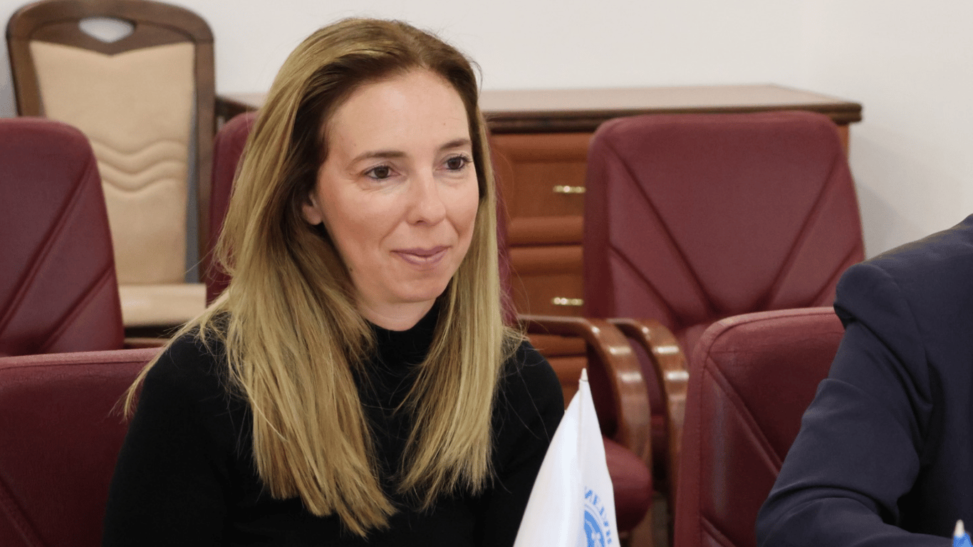 Миссия МВФ начала работу по пересмотру программы финансирования Украины
