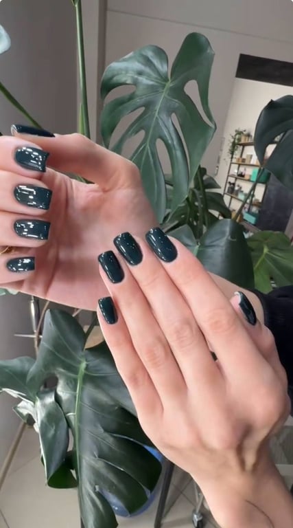 Насичений зелений відтінок в тренді цього року