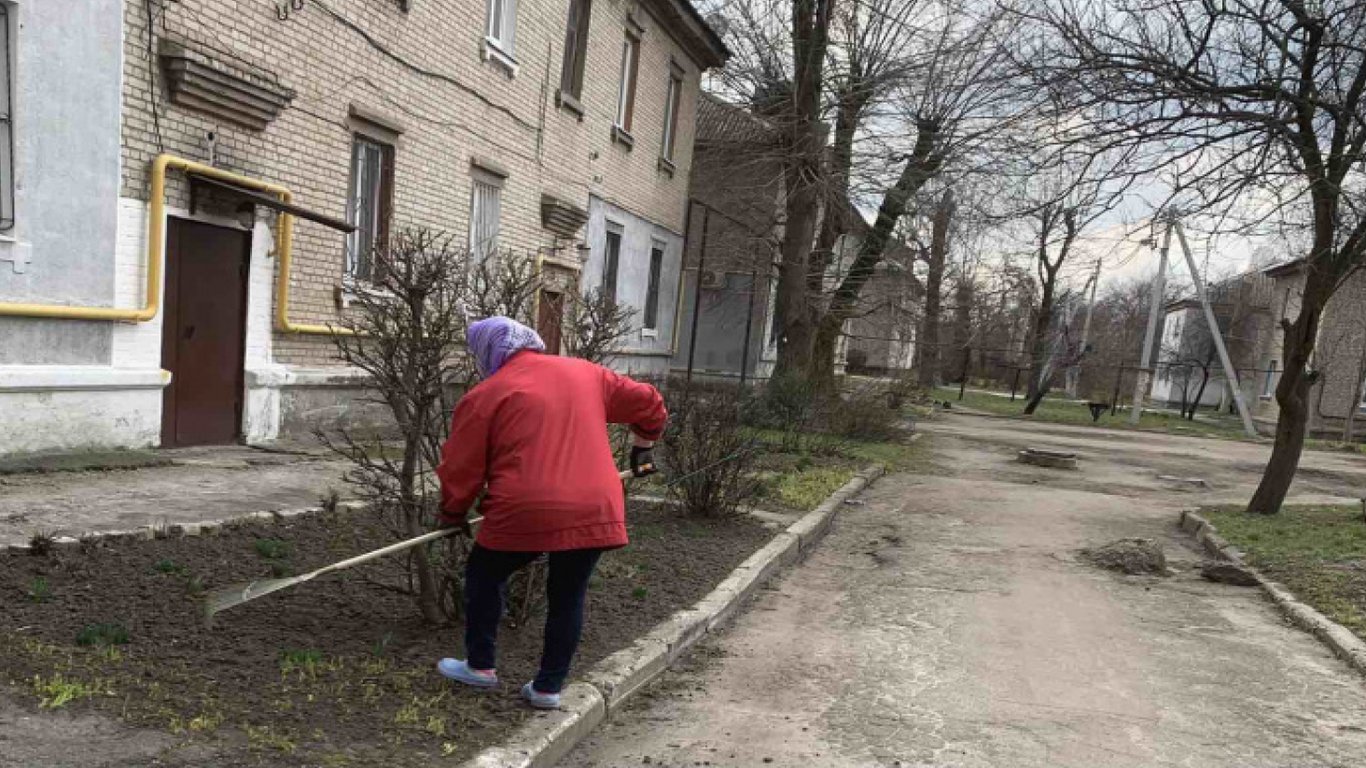 Ответственность за придомовую территорию — кто и за что платит штраф