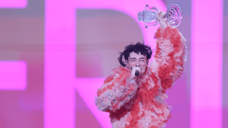 Nemo повернули організаторам Євробачення побитий кубок - 285x160