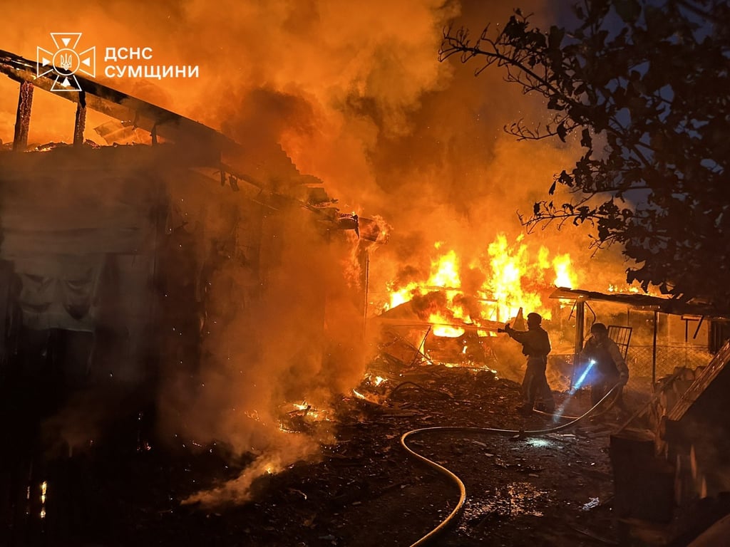 Удар КАБами по Сумам унес жизни целой семьи: погибли дети вместе с бабушкой - фото 1