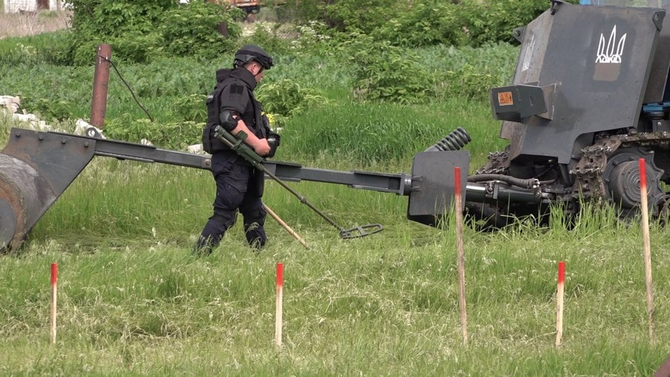 На Харьковщине от подрыва на ВОП погиб человек, есть раненые