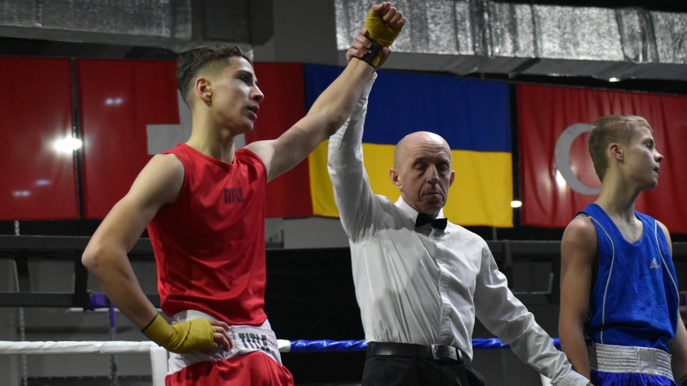 В Одессе прошел чемпионат области среди юниоров по боксу памяти Сергея Антонова