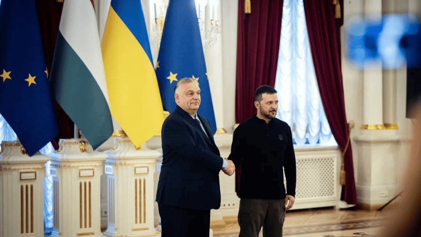 В Киеве состоялась встреча Зеленского и Орбана