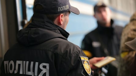 Львовские полицейские заблокировали нелегальный канал переправки мужчин через границу - 285x160