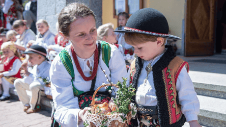 С католической Пасхой 2026: красивые пожелания и открытки - 285x160