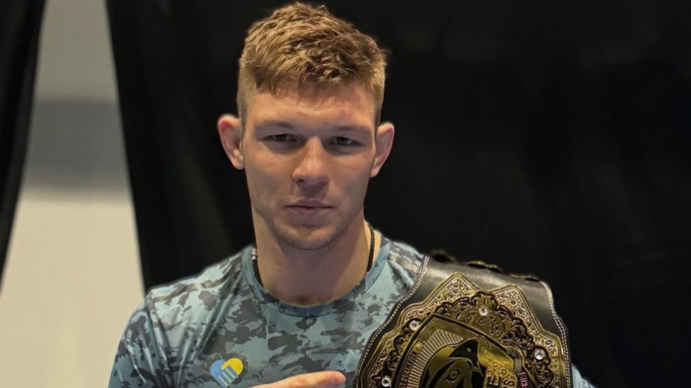 Українець Руднєв став чемпіоном UAE Warriors після задушення суперника