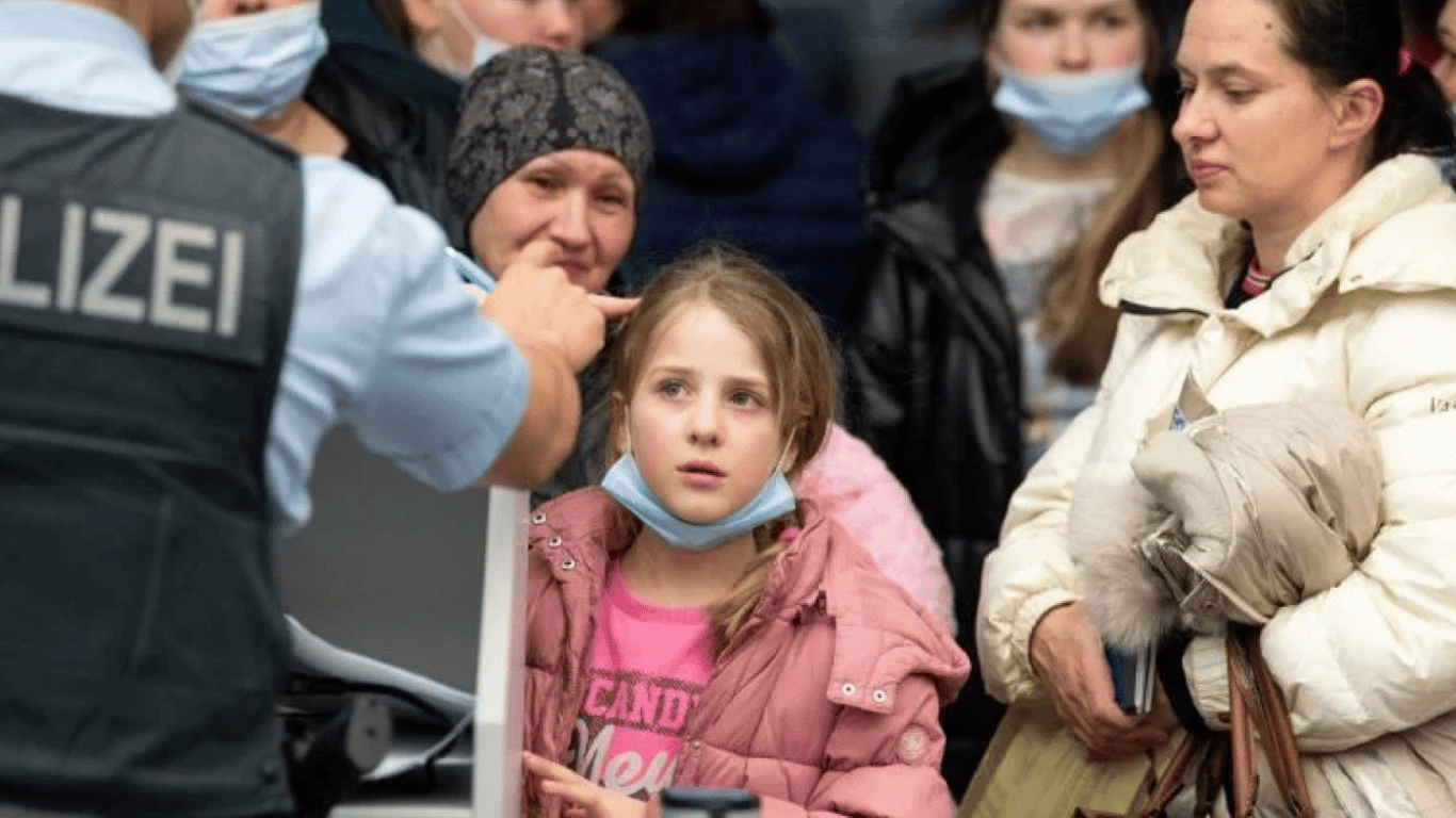 Серед населення Німеччини знижується готовність допомагати Україні — опитування