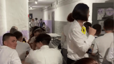 Празднование 1 сентября в Киеве прервали сирены — что известно - 285x160