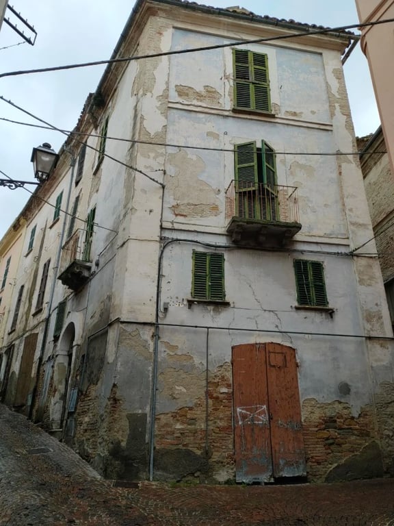 В Италии можно приобрести дом по цене чашечки эспрессо - фото 1