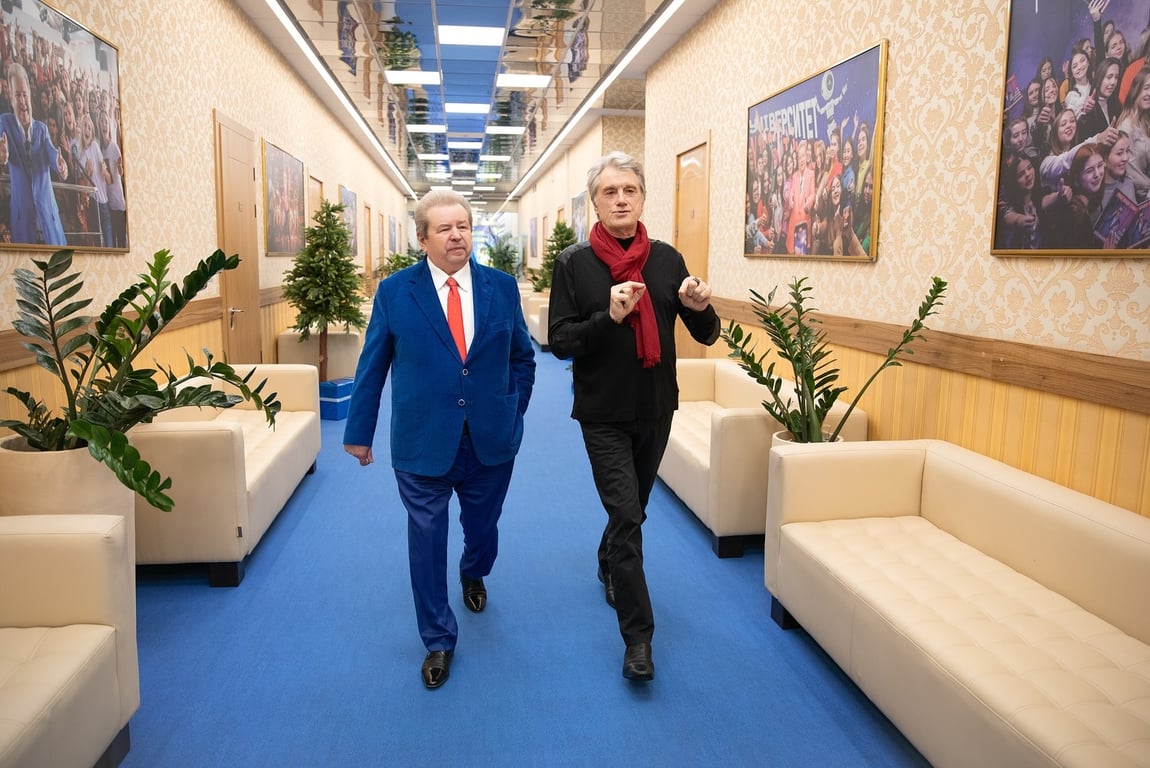 Михайло Поплавський, Віктор Ющенко