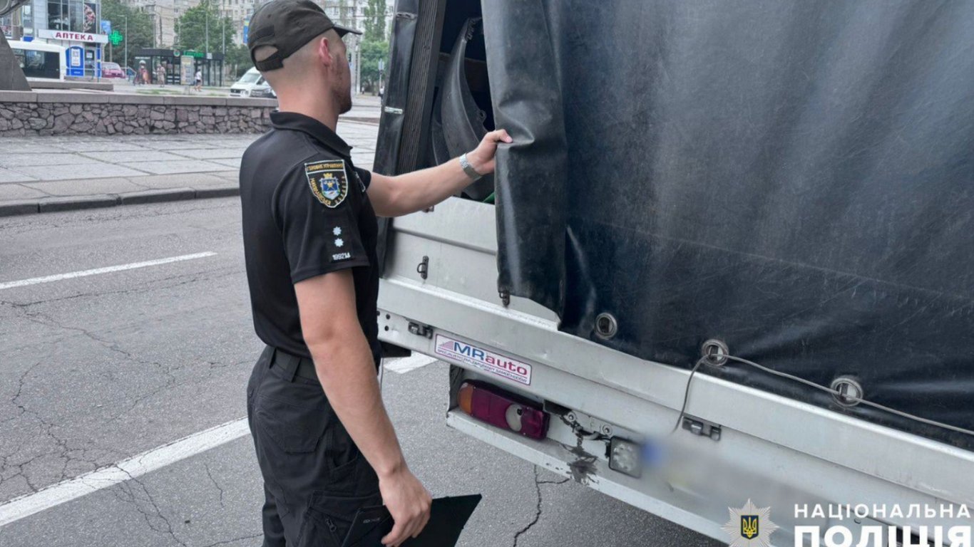 Замороженные туши собак в грузовике: полиция Николаева начала расследование