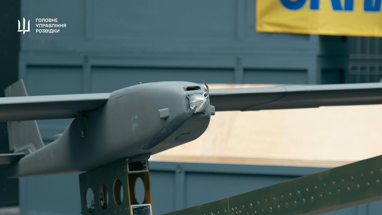 ГУР отримало техніку зі США: дрон і Хамві у фотозвіті