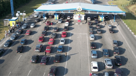 До Молдови та Румунї не виїхати — ситуація на трасі Одеса-Рені - 285x160