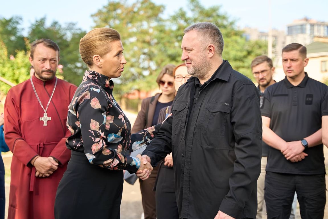 Премьер Дании посетила Бучу