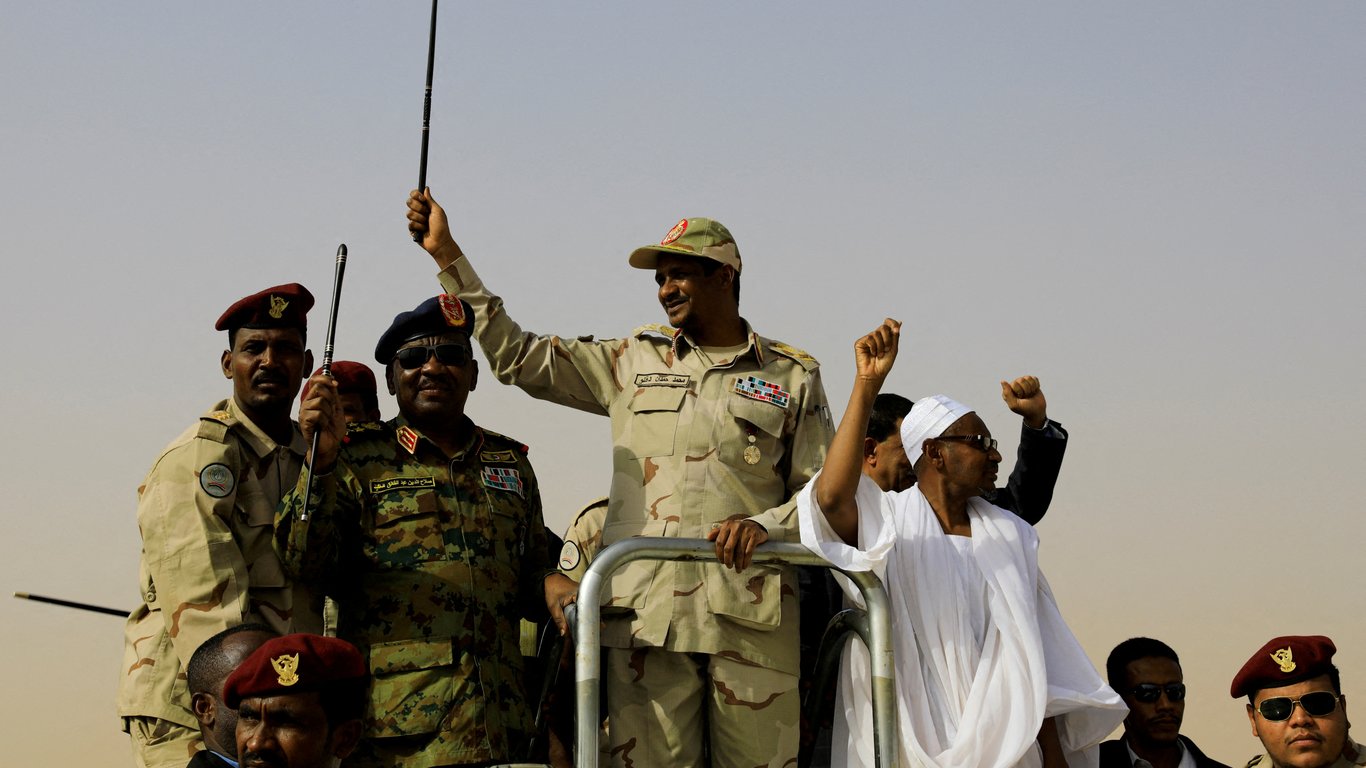 Война в Судане: кто и за что воюет