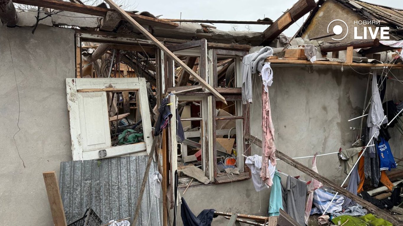 Нема де жити — одесити про наслідки обстрілу - фото 7