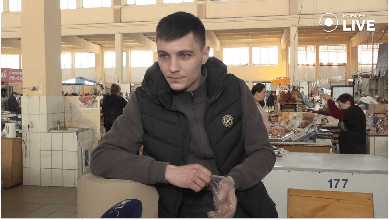 Ціни на Привозі перед Великоднем: скільки коштує паска та продукти - фото 4