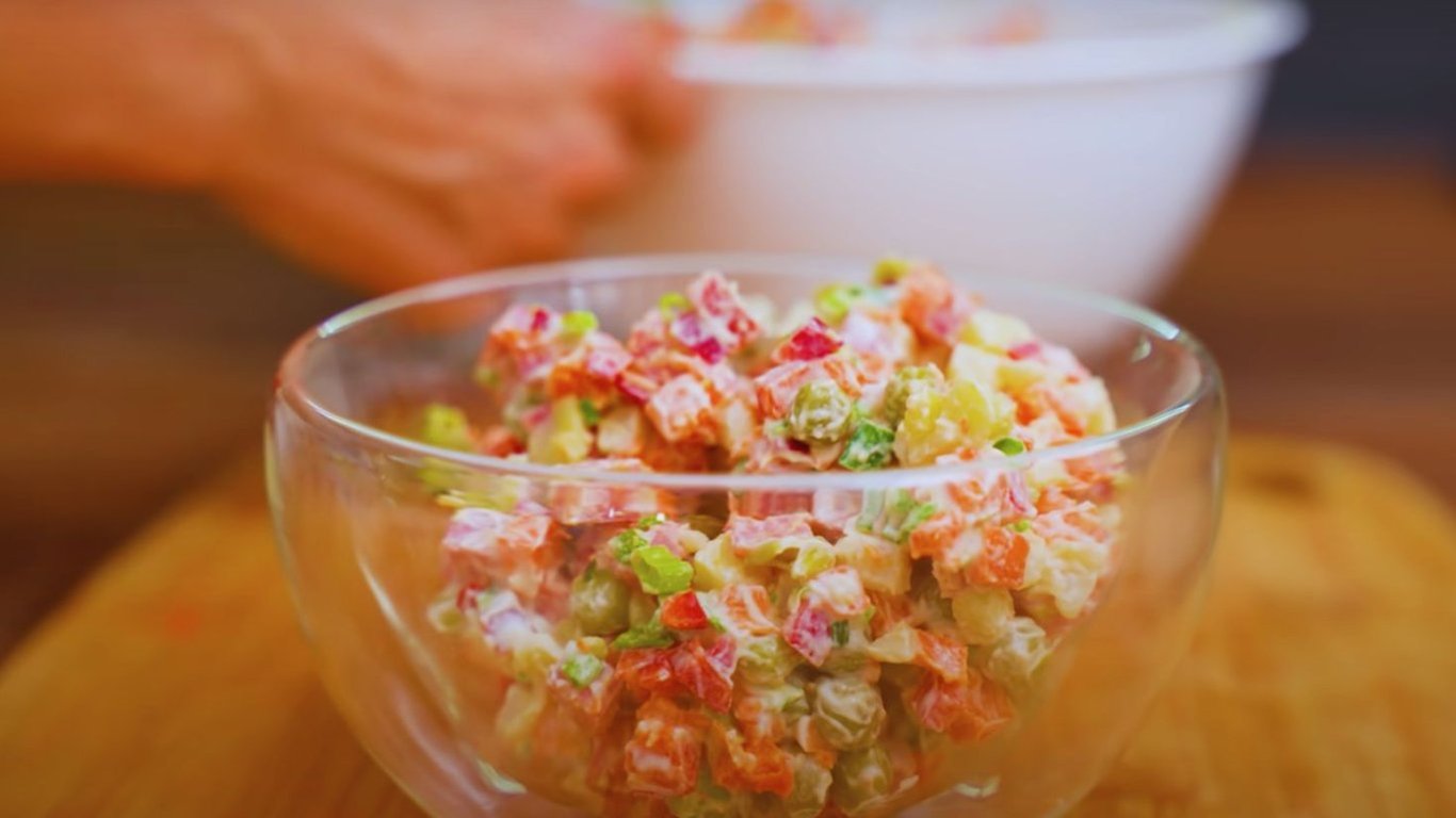 Цей салат смачніший, ніж олів&#39;є – відео рецепт